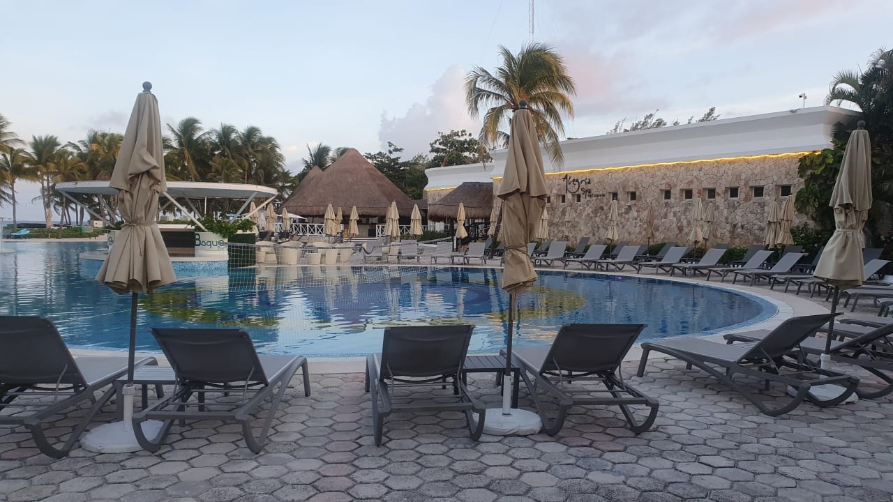 Pool Catalonia Royal Tulum Beach & Spa Resort - Adults only