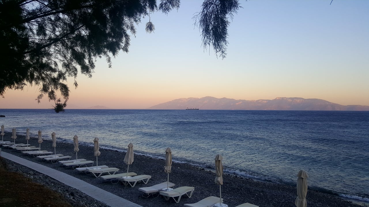 Strand Dimitra Beach Hotel & Suites