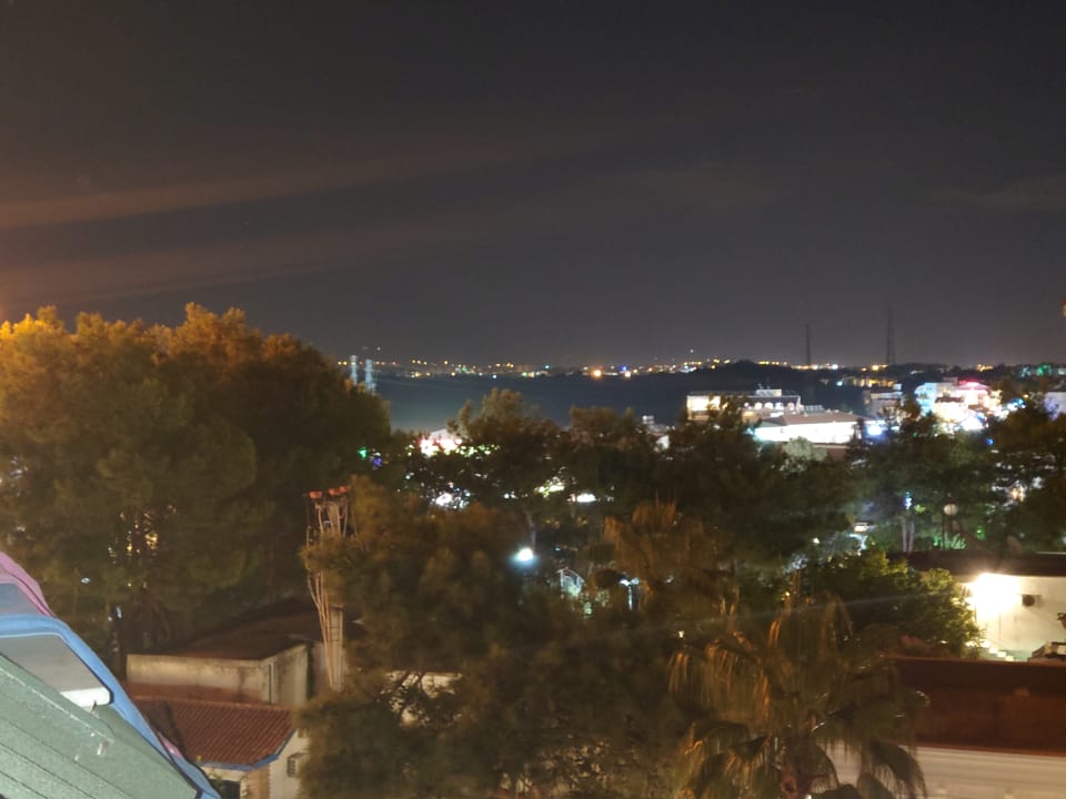 Ausblick Iz Flower Side Beach Hotel