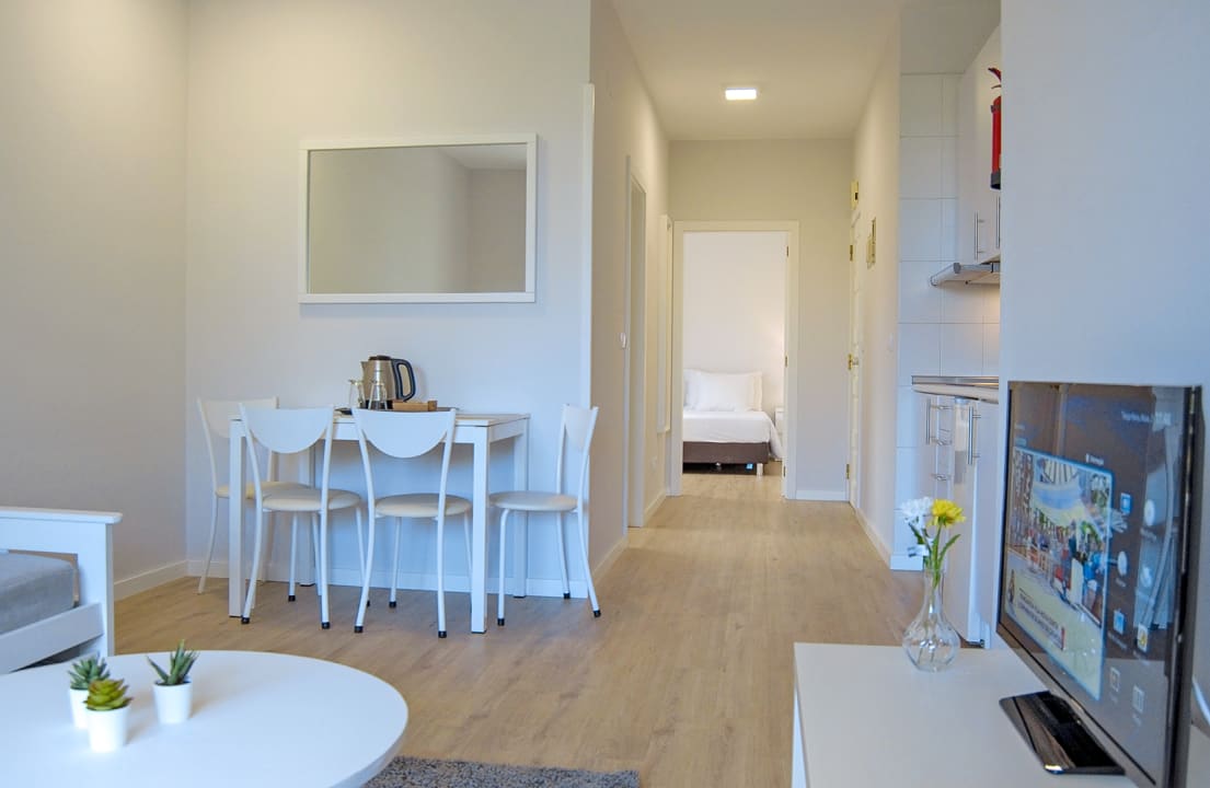 Zimmer Apartamentos Turísticos Vitoria by Petit Hotels