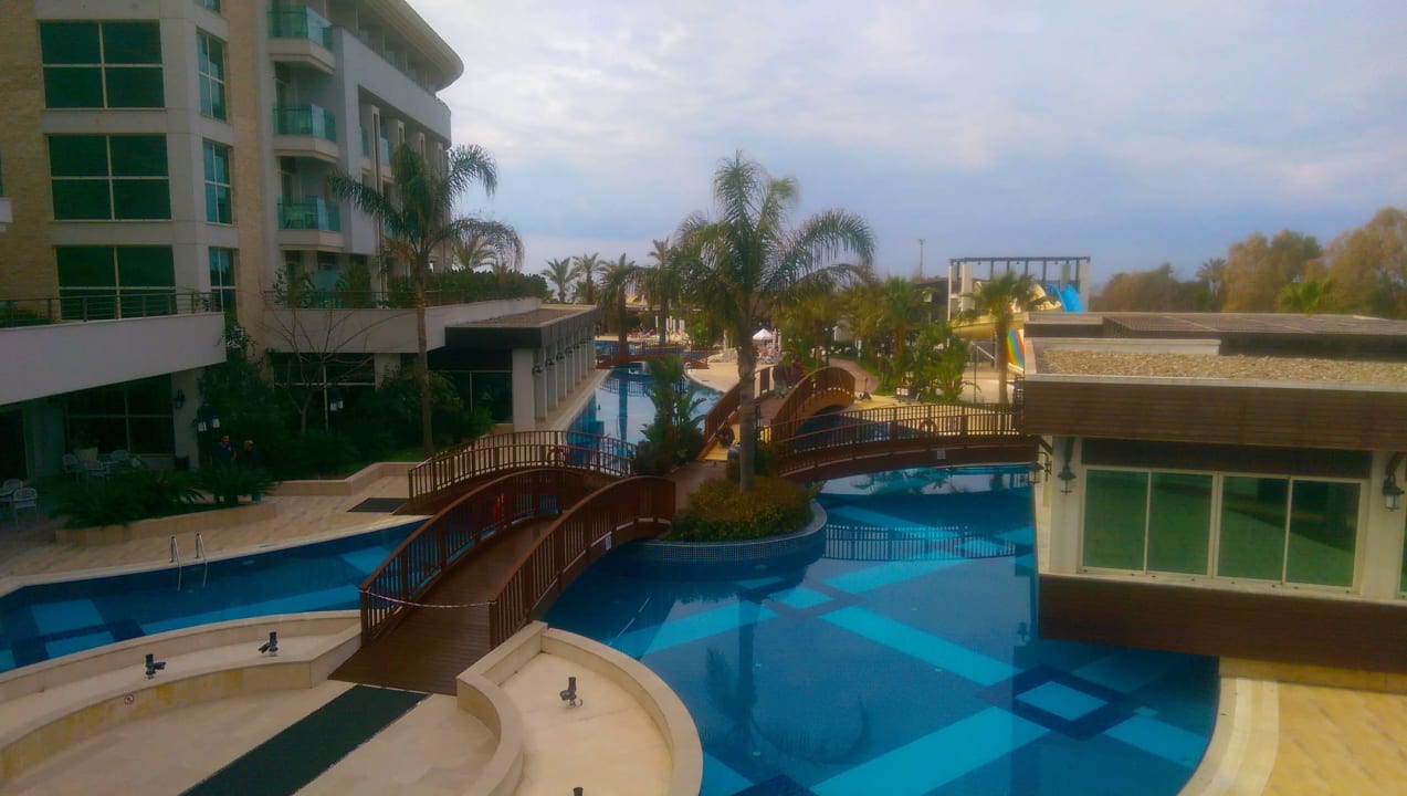 Teil des Pools Sunis Evren Beach Resort Hotel & Spa
