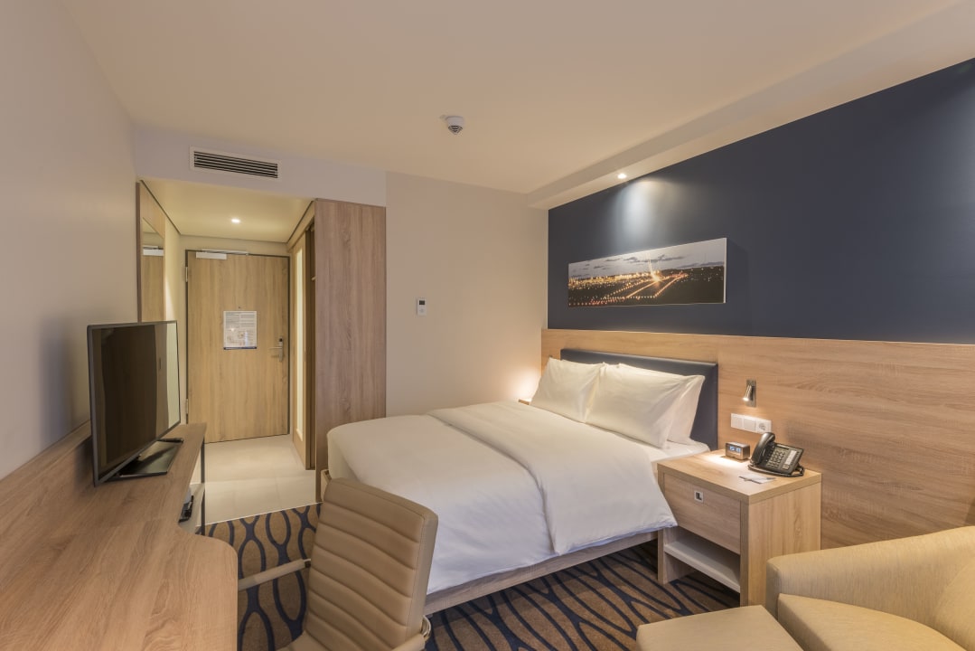 Zimmer Hampton By Hilton Frankfurt Airport