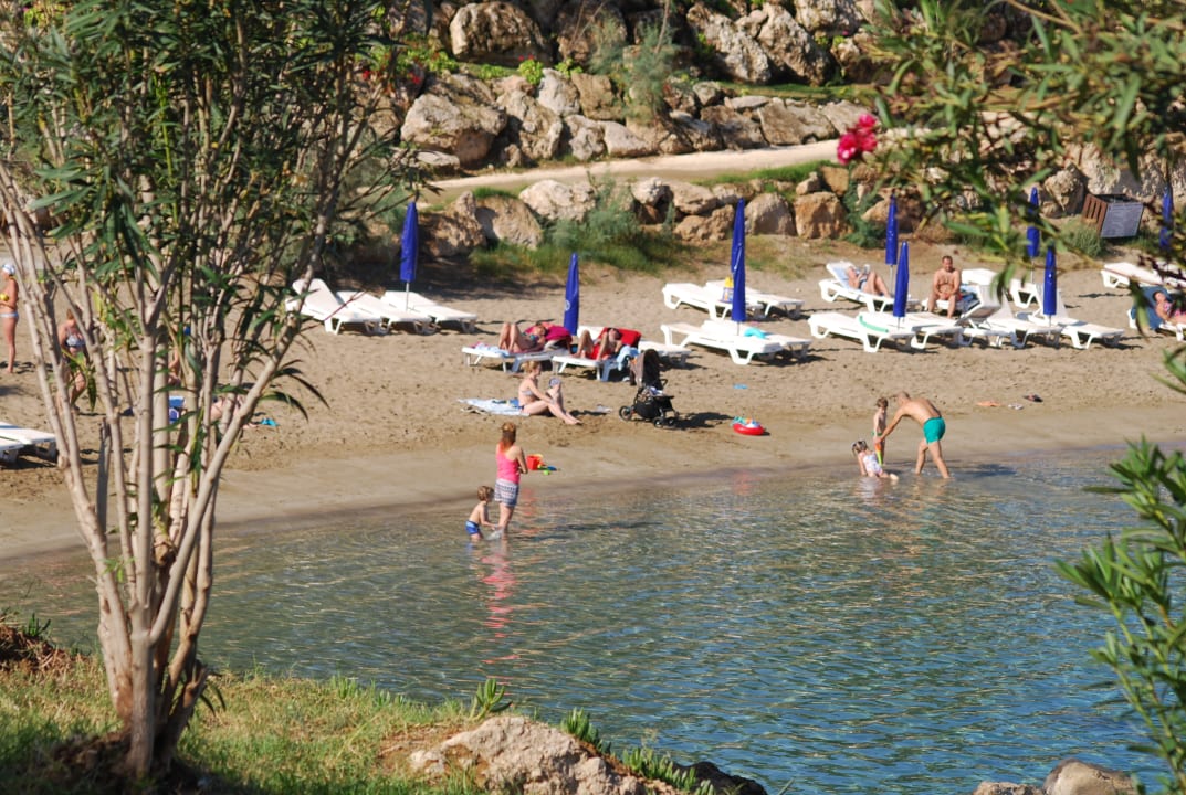 Strand Crystal Springs Beach Hotel