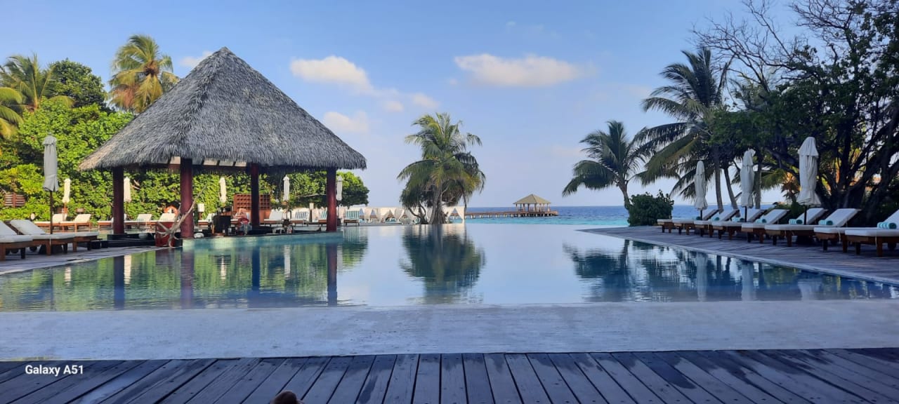 Pool Adaaran Select Meedhupparu Island Resort - Premium All Inclusive