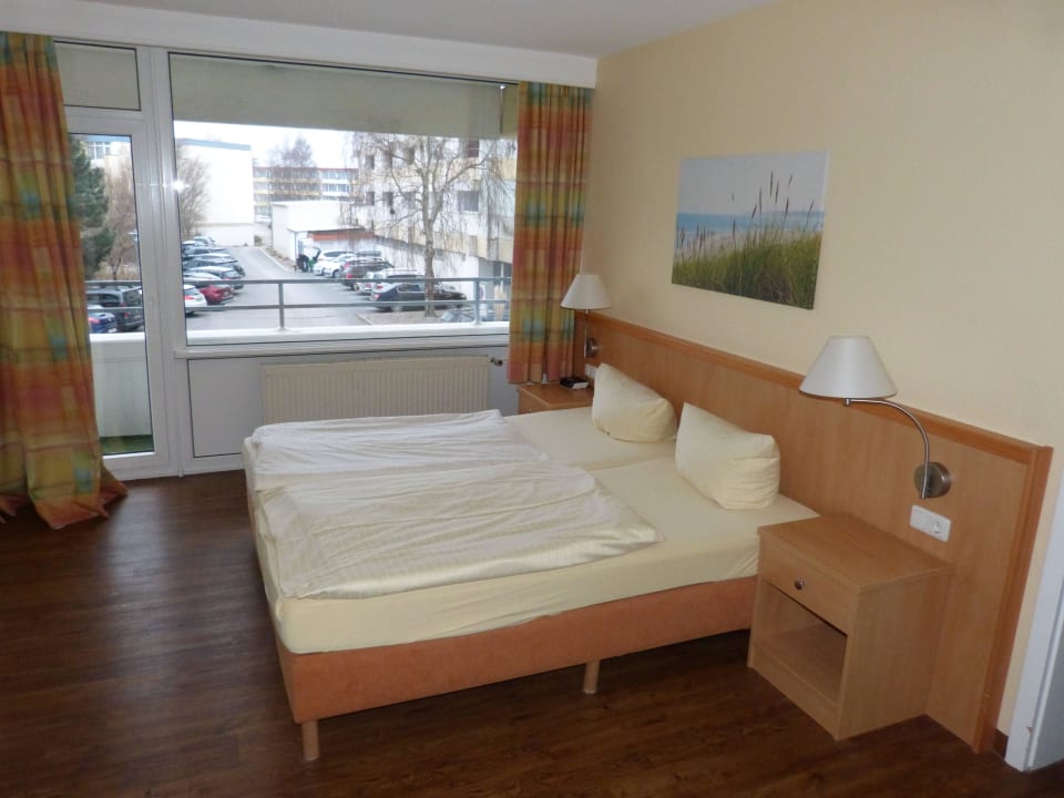 Apartmenthaus am Dorfplatz  Ferienwohnungen Ferienpark Weissenhäuser Strand