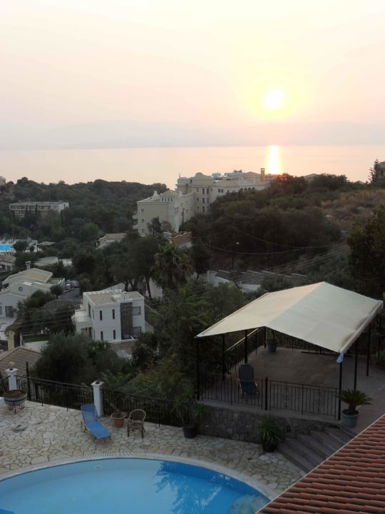 Sonnenaufgang Kommeno Bella Vista Apartments