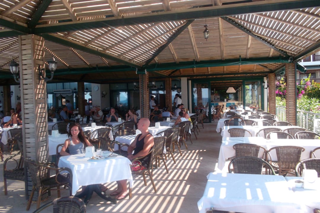 Restaurant aussen Aska Hotel Just in Beach