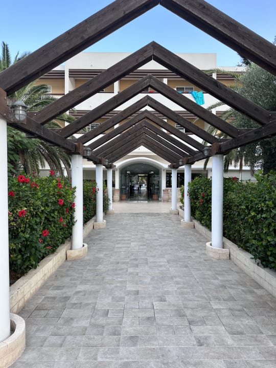 Außenansicht TUI KIDS CLUB Alex Beach