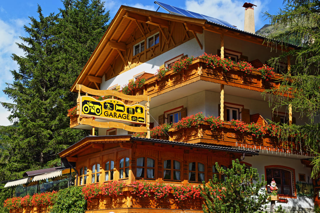 Außenansicht Penserhof | Alpine Hotel & Restaurant