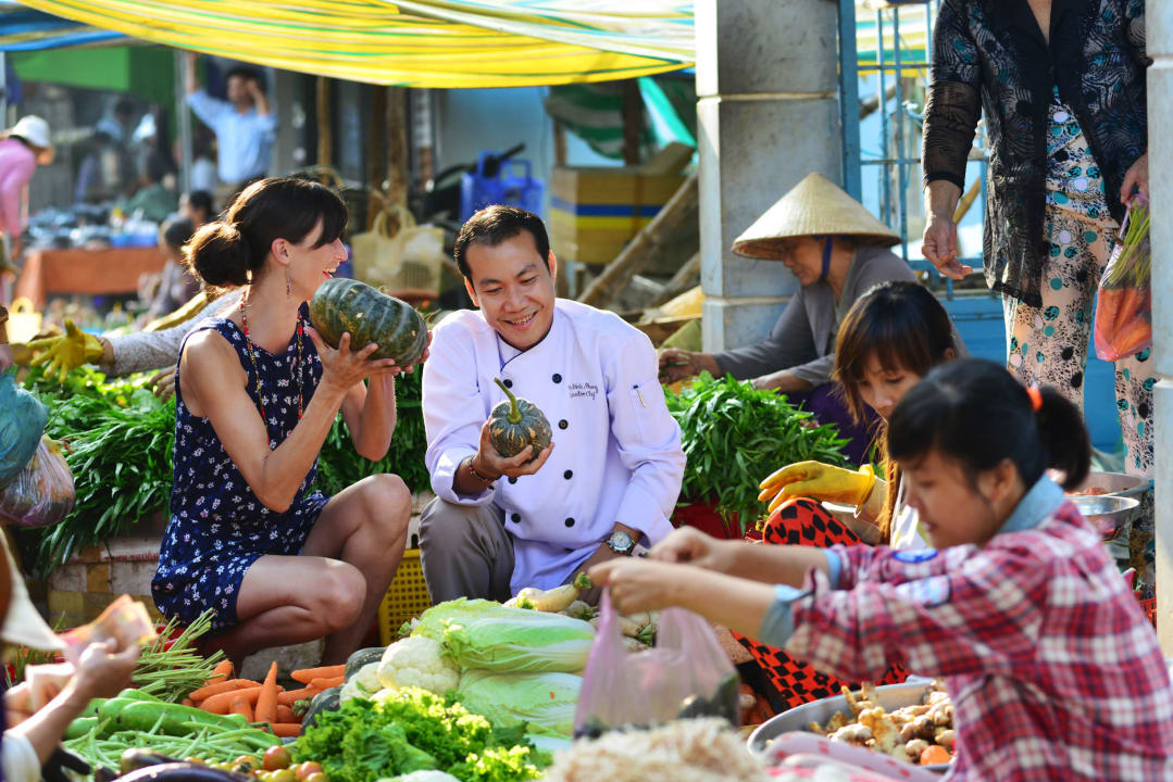 Local Market nearby Victoria Nui Sam Lodge