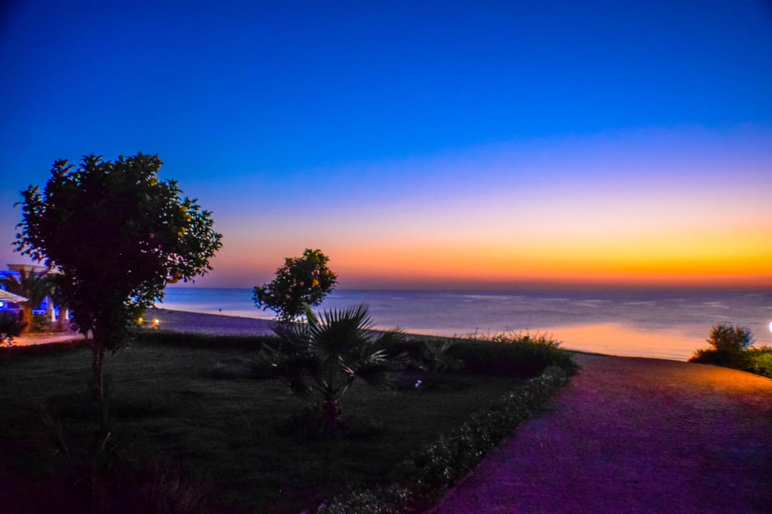 Gartenanlage Three Corners Equinox Beach Resort