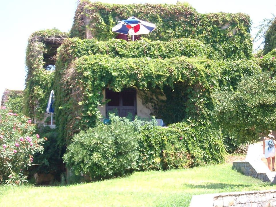 In der Nähe vom Hotel, gehört aber zum Hotel... Calimera Sirens Beach