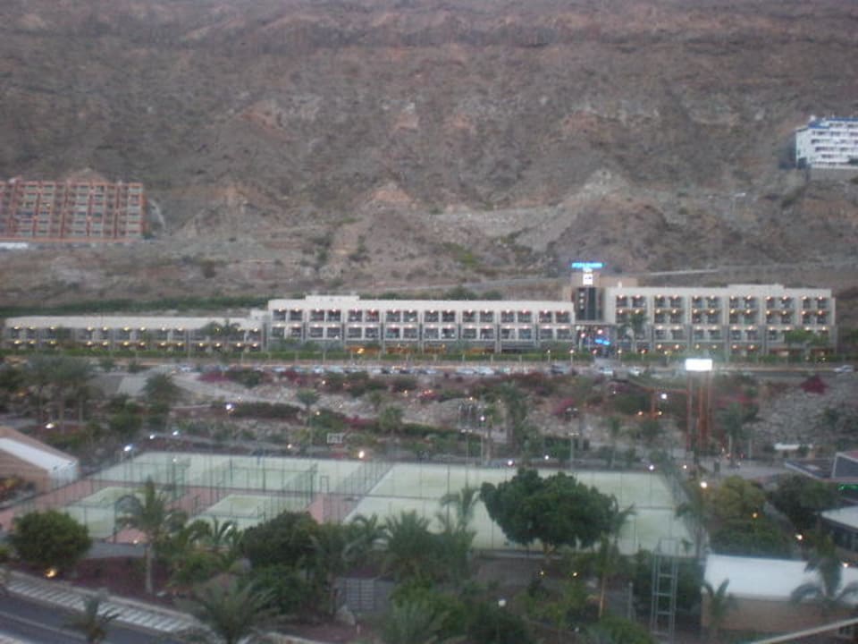 Hotelansicht von der Strasse aus LIVVO Costa Taurito