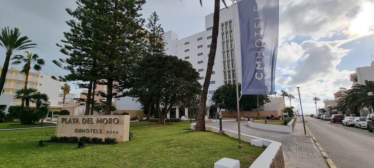 Außenansicht CM Playa del Moro