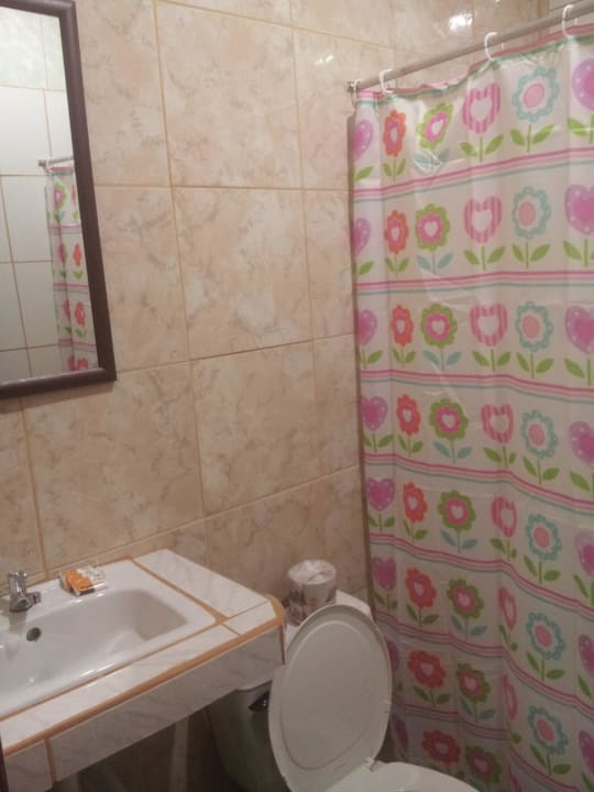 Bathroom Los Amigos Apartments