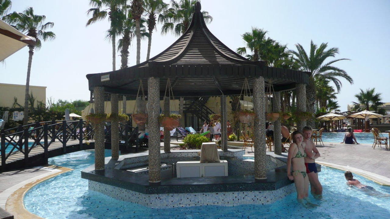 Pool-Bar Hotel Paradis Palace