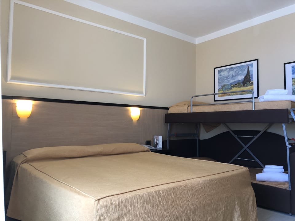 Zimmer Hotel Tirrenia