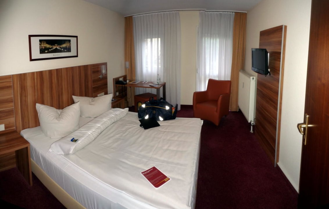 Zimmer 806 B&B HOTEL Mannheim-City