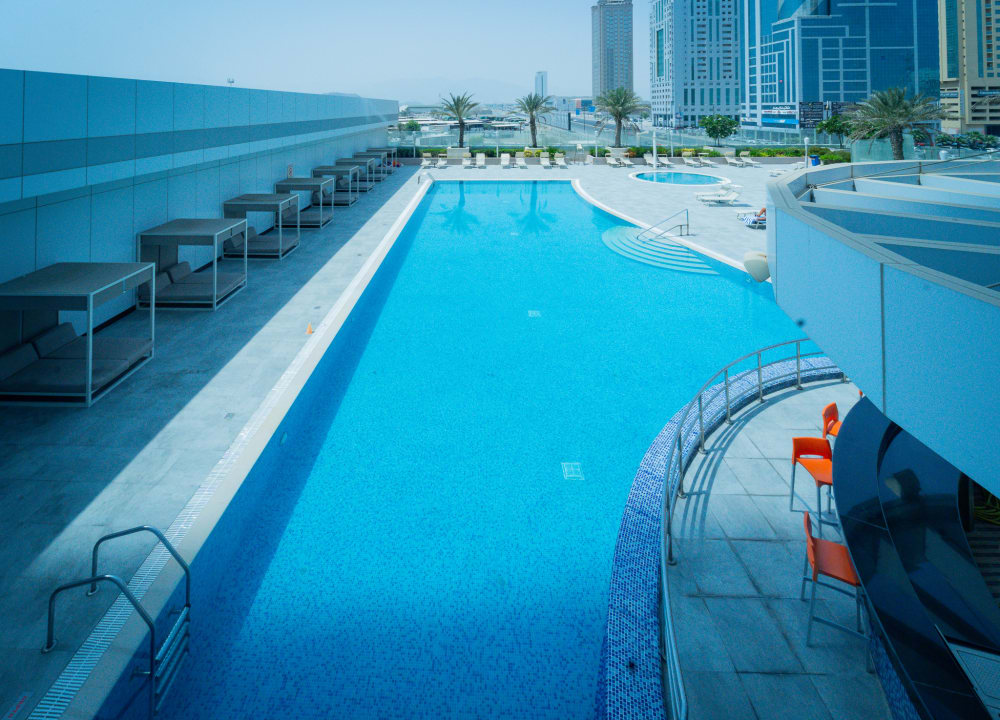 Pool Novotel Fujairah