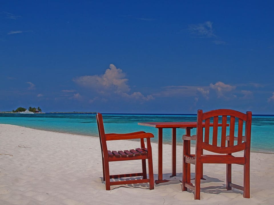 Strand Kuredu Island Resort & Spa