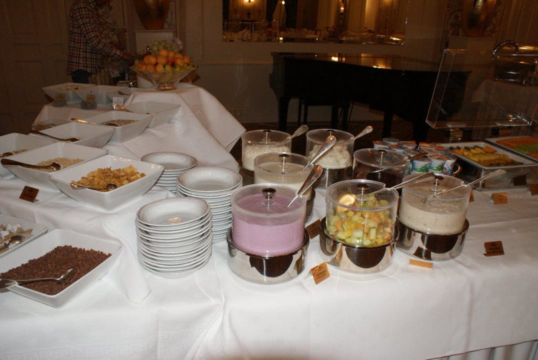 Frühstück Grand Hotel Kronenhof Pontresina