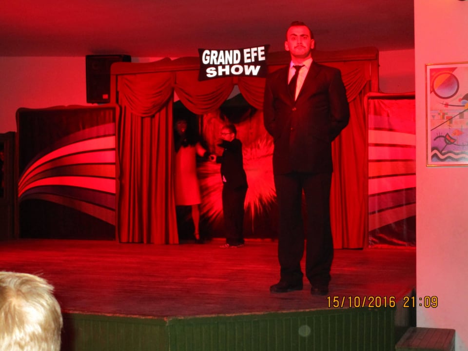 Nico "DER"  Animateur Hotel Grand Efe