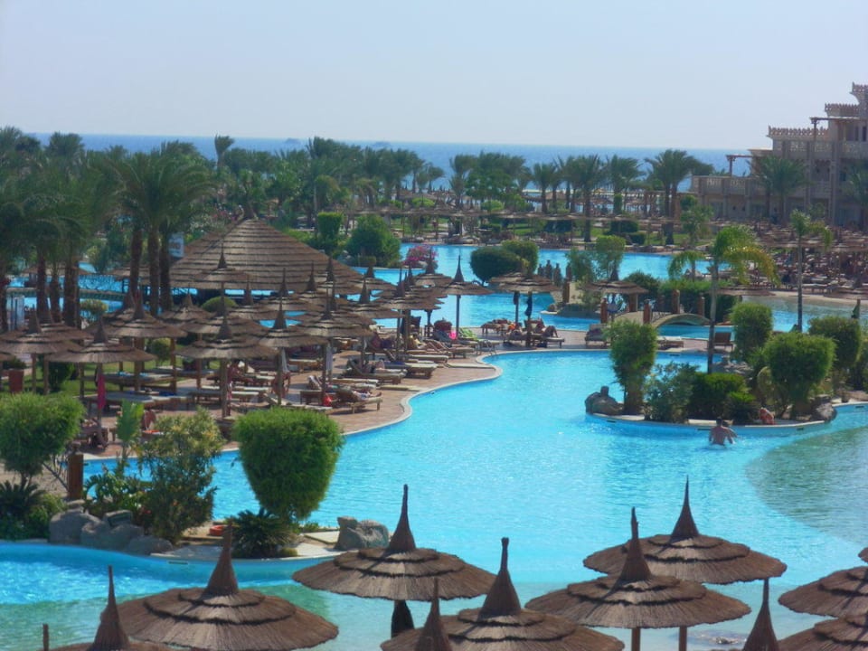 Teil der großen Poollandschaft Pickalbatros Palace Resort