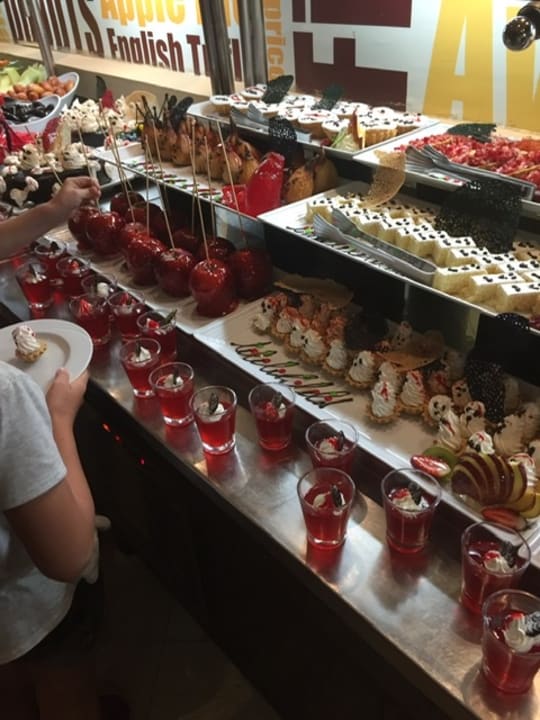 Gastro Three Corners Sea Beach Resort