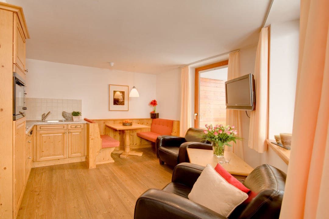 Wohnzimmer/Küche, 2er Apt.  22 Summits Apartments