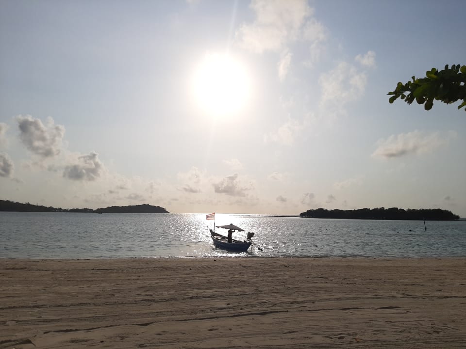 Strand Iyara Beach Hotel