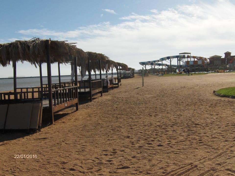 Shingle beach JAZ Aquamarine Resort