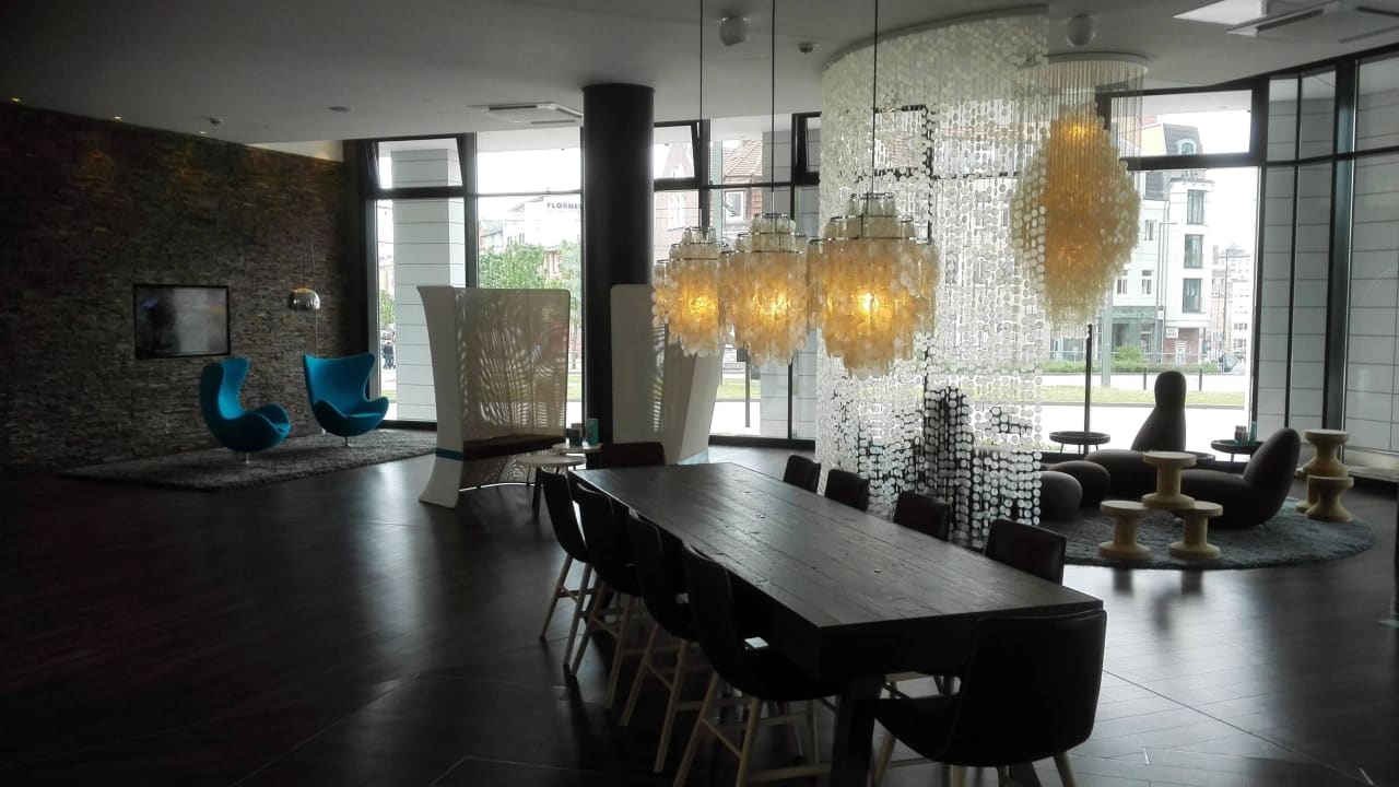 Sitzmöglichkeiten Motel One Rostock