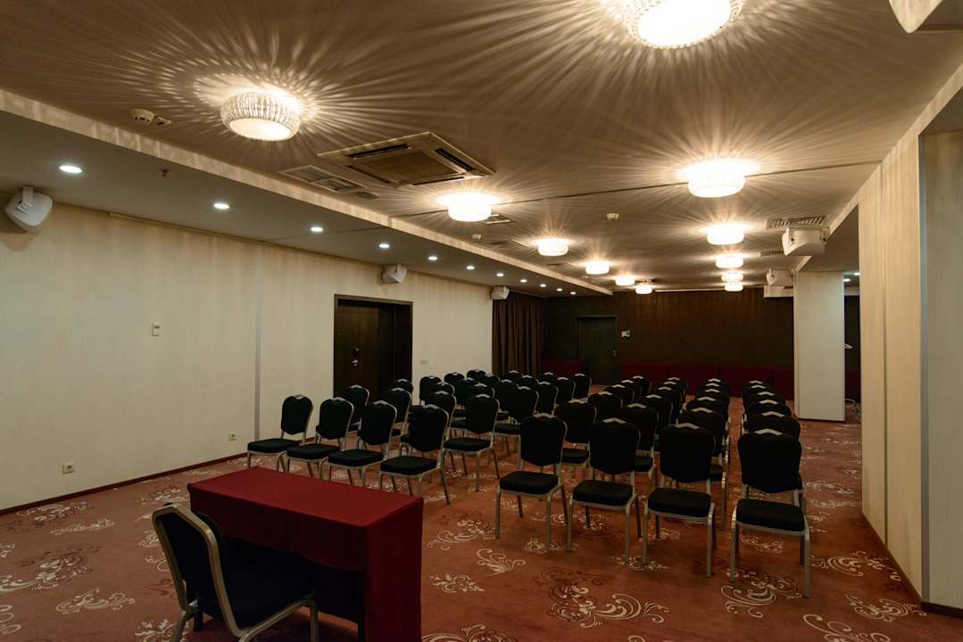 Conference room Hotel Park Inn by Radisson Odintsovo