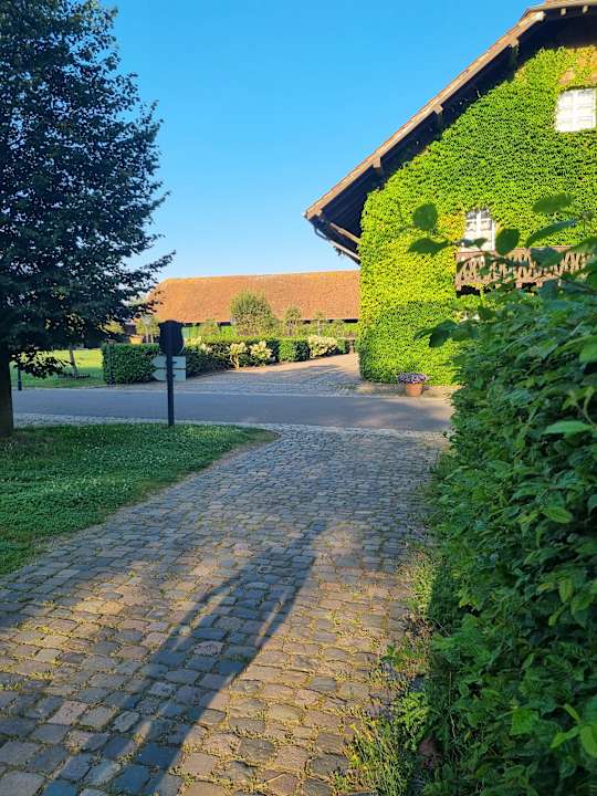 Außenansicht Der Linslerhof - Hotel, Restaurant, Events & Natur