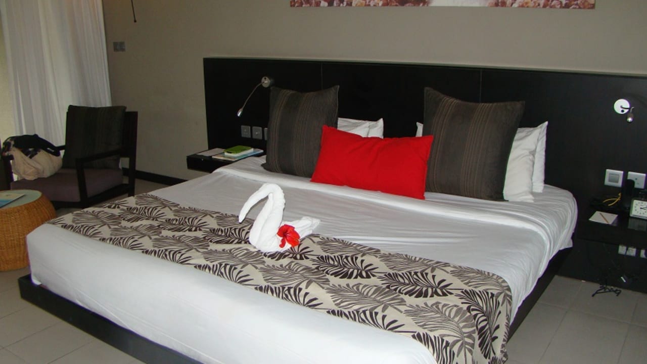 Zimmer Crystals Beach Resort Belle Mare, a member of Radisson Individuals