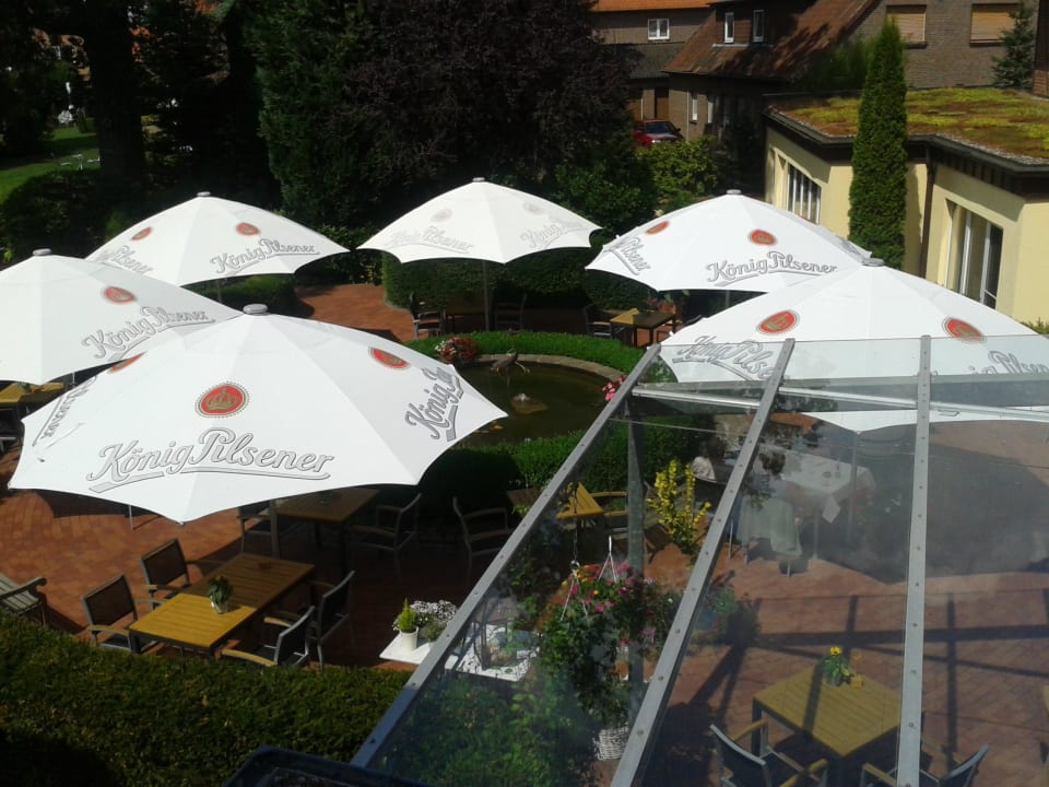 Blick vom Balkon Niemeyers Romantik Posthotel