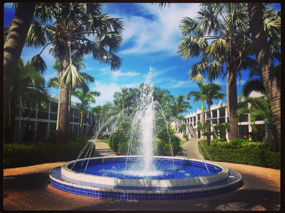 Gartenanlage Hotel The Beachcomber Beach Resort