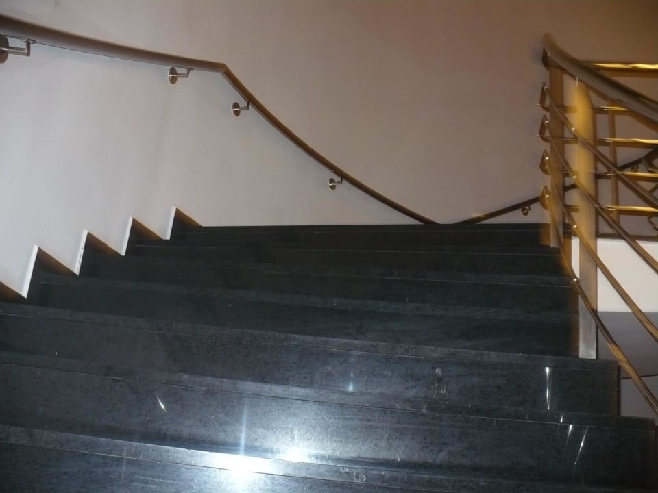 Treppe zur Oasebar Limak Lara Deluxe Hotel & Resort