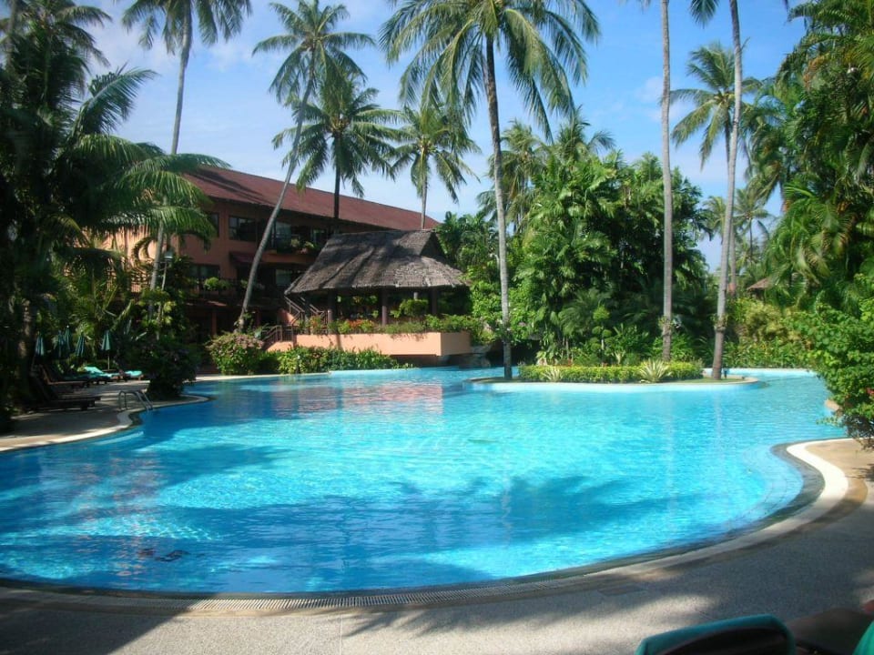 Pool Courtyard by Marriott Phuket, Patong Beach Resort