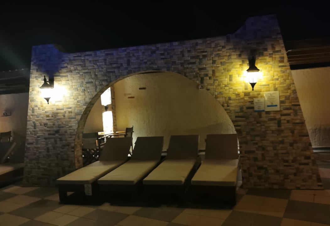 Pool Gaia Garden Hotel