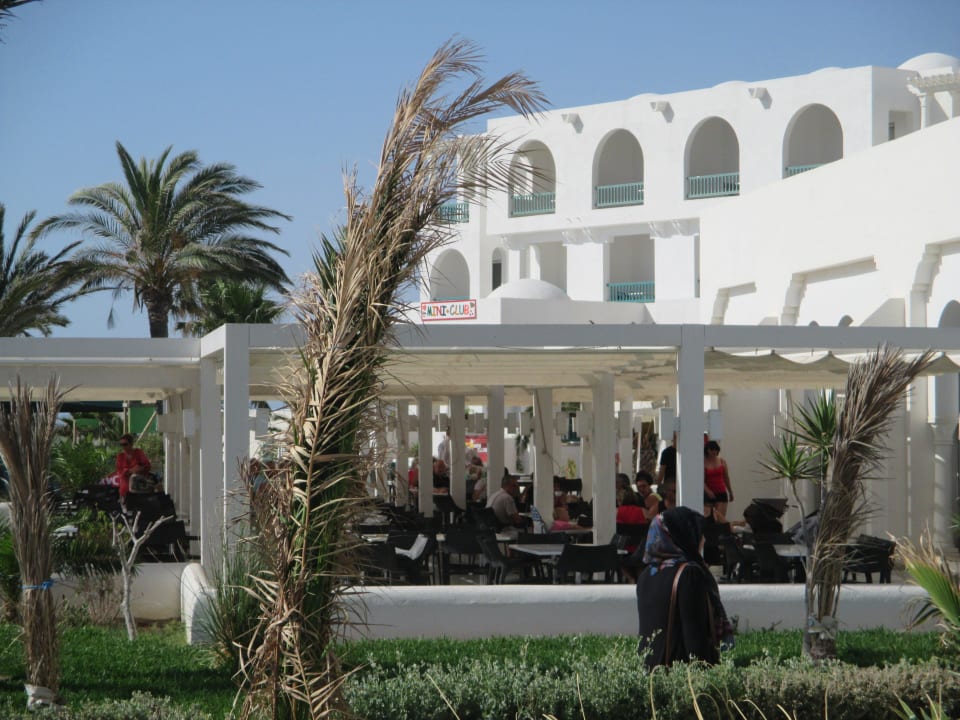 Restaurant aussen Vincci Helios Beach