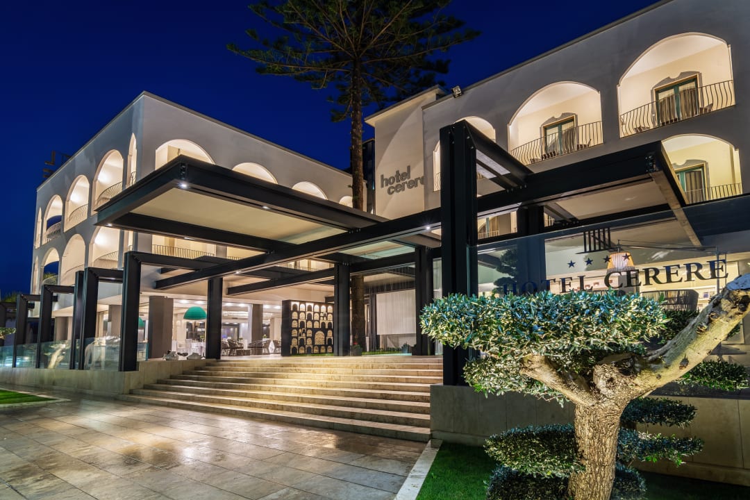 Außenansicht Hotel Cerere
