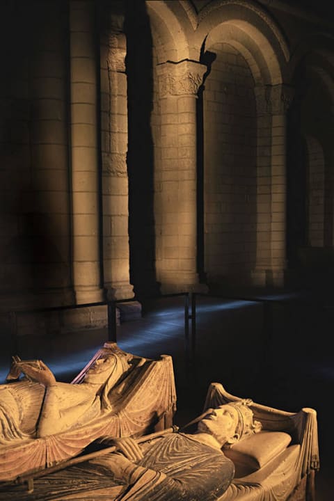 Gisant d'Aliénor d'Aquitaine et Henry II  Fontevraud L'Hôtel