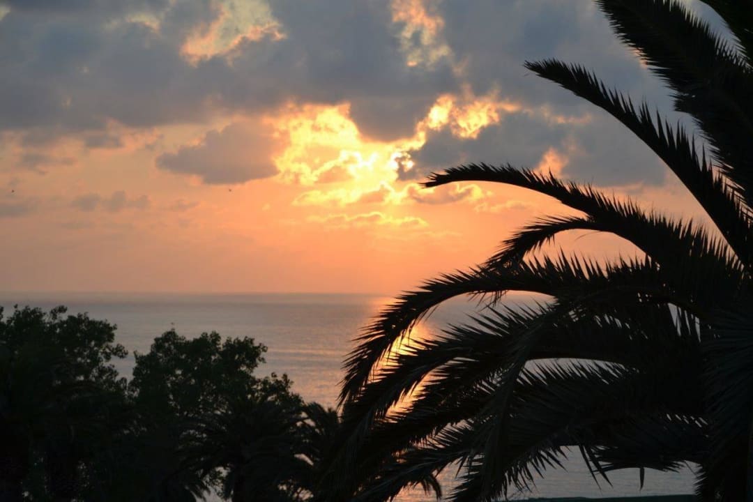 Jeden Tag toller Sonnenuntergang Aldiana Club Rocca Nettuno Calabria