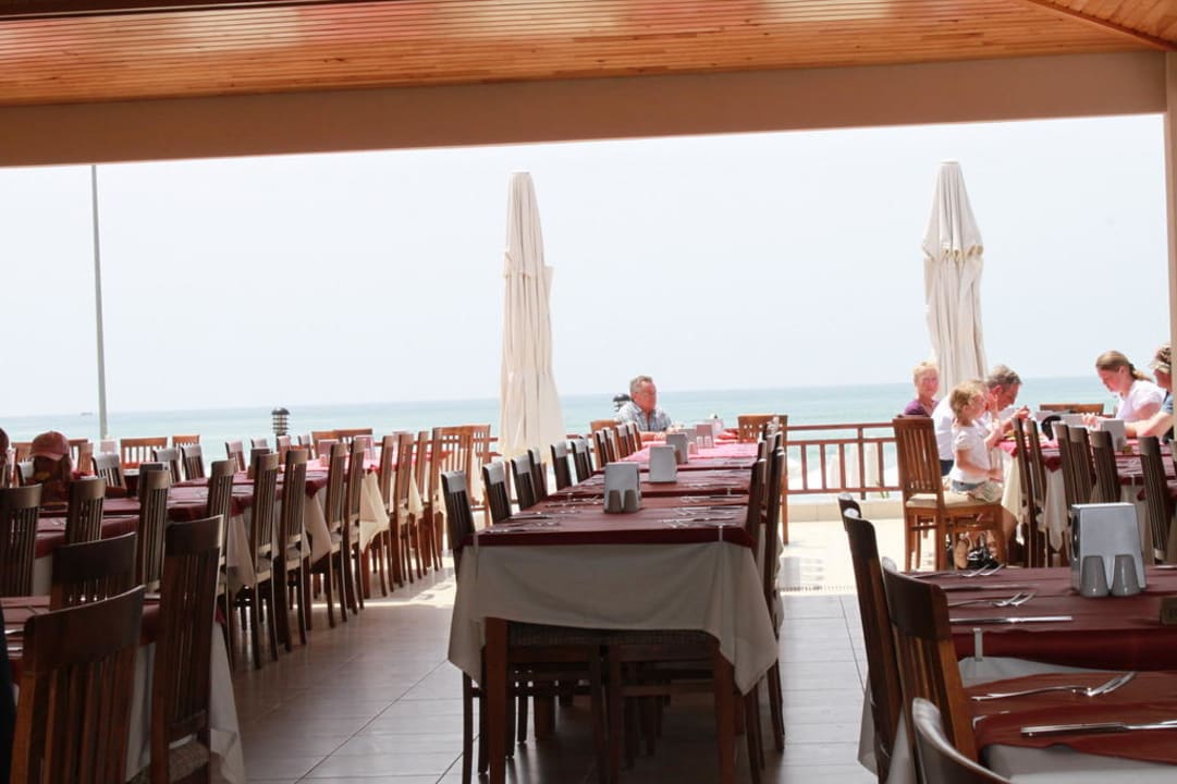 Hotel-Restaurant mit Meerblick Hotel Sirma