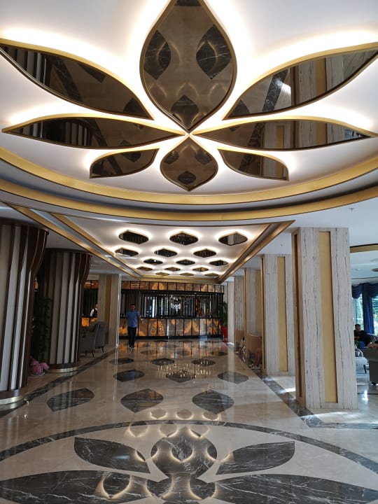 Lobby Saphir Hotel & Villas