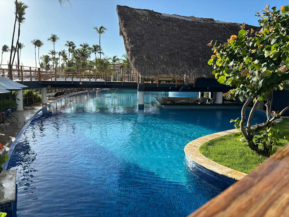 Pool Dreams Flora Resort & Spa - All Inclusive