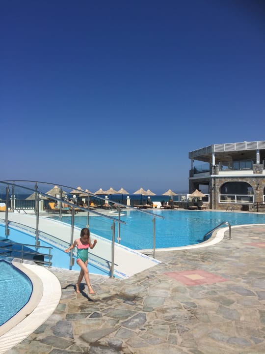 Pool Alexander Beach Hotel & Village Resort