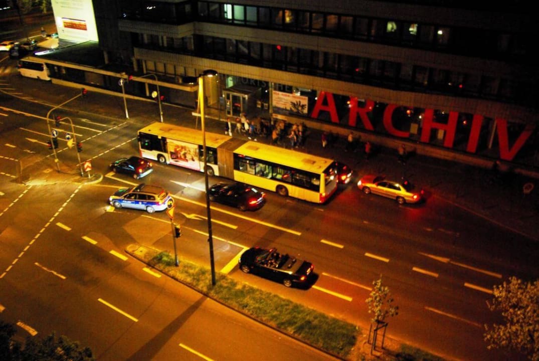 Vom Zimmer aus Hauptstrasse Maritim Hotel Köln