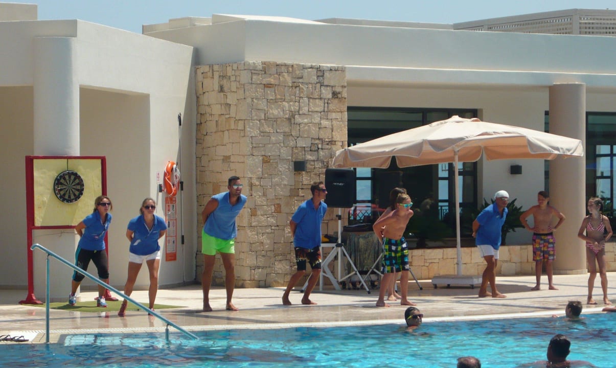 Teil des Animationsteams beim Clubdance Grand Hotel Holiday Resort
